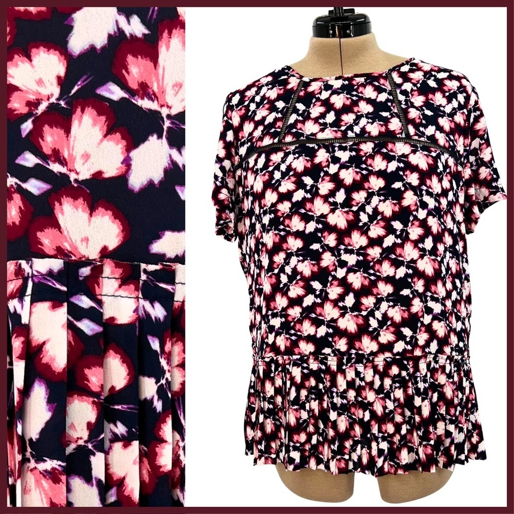 Banana Republic (Large - EUC) Floral Patterned Pleated Top
